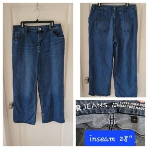 Size 33x28 wide leg jeans